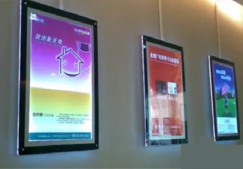 桂平什么是超薄灯箱?