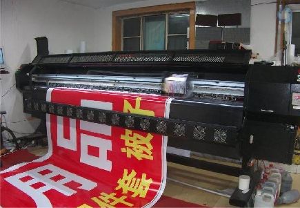 桂平喷绘广告分辨率是多少？