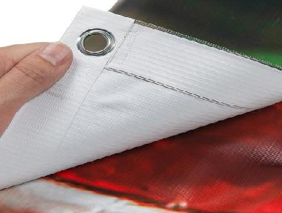 桂平喷绘和刀刮布的工艺区别。